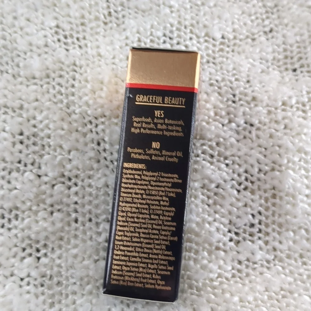 YENSA Super 8 Vibrant Silk Lipstick in Noble, 3.5g/0.12oz